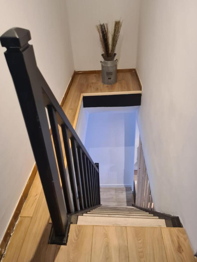 Magnifique Appartement Avec Terrasse Besseges Экстерьер фото