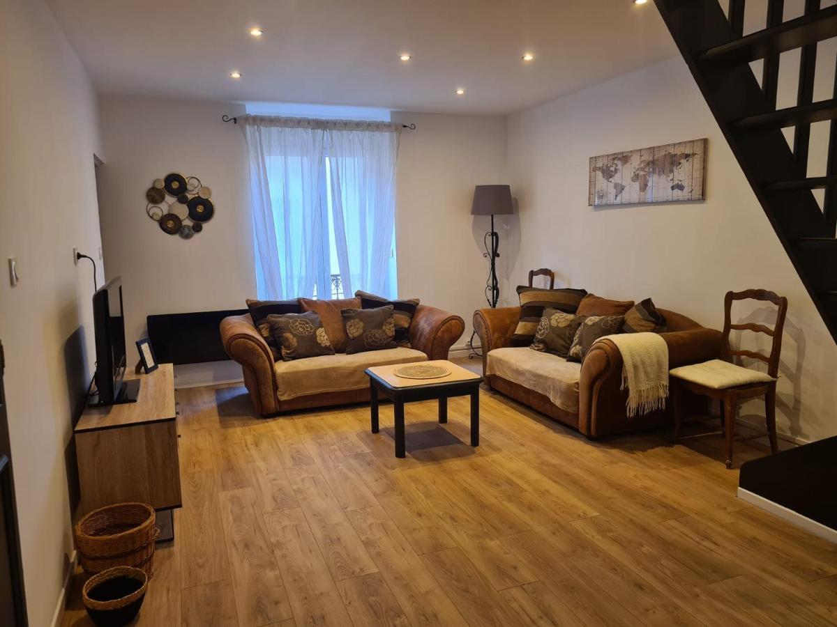 Magnifique Appartement Avec Terrasse Besseges Экстерьер фото